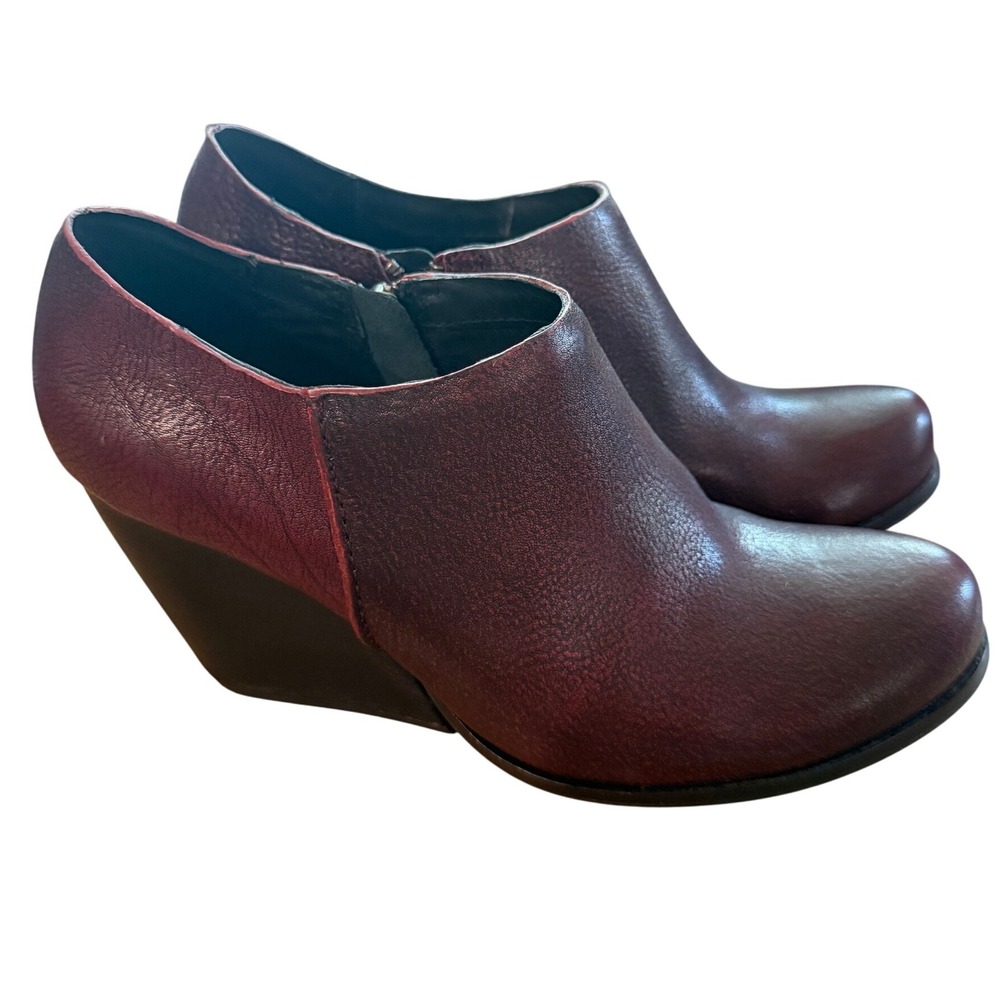 Kork-Ease Burgundy Leather Wedge Ankle Booties Side Zip Women's Size 8.5